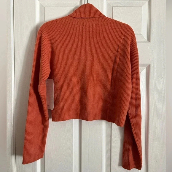 Naadam Cashmere - Women’s Cashmere Ribbed Crop Turtleneck - Picture 2 of 6